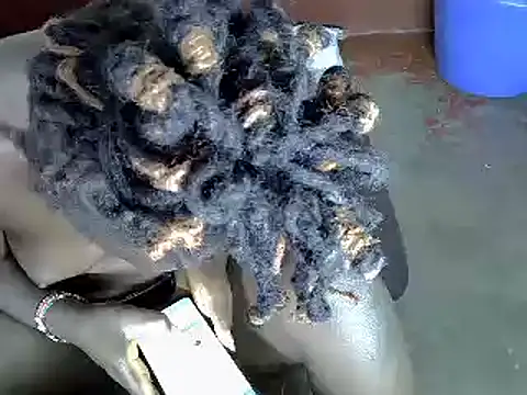 Sweetaggy2's cam snapshot