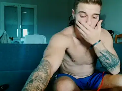 Elkafit28 live sex cam