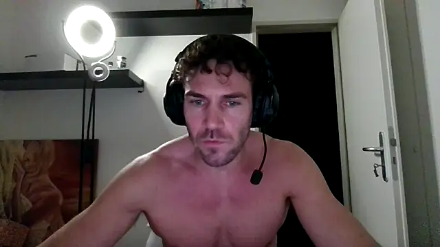 alpha-hunk live sex cam