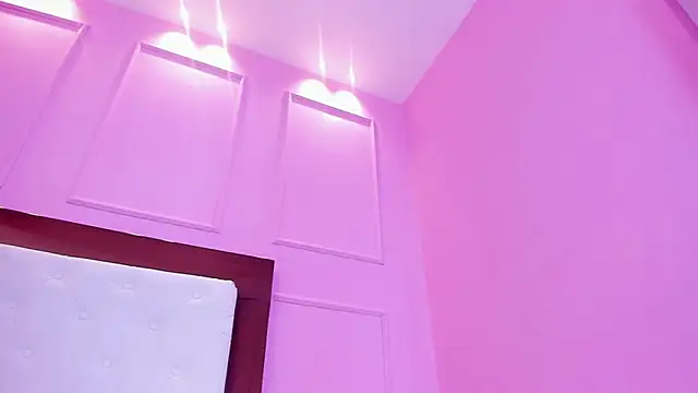 SOPHIATRISTA live sex cam