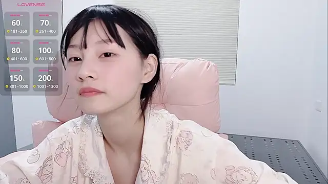 lris-Beauty live sex cam