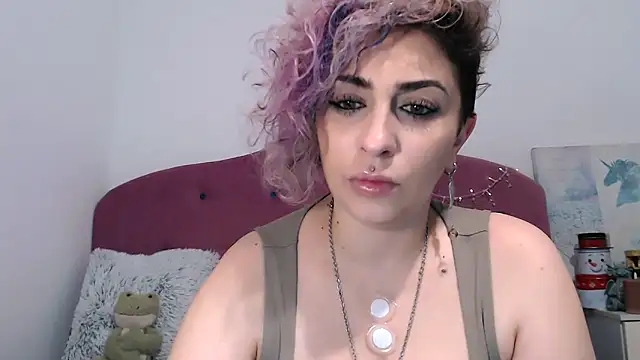 AAARUNY's cam snapshot