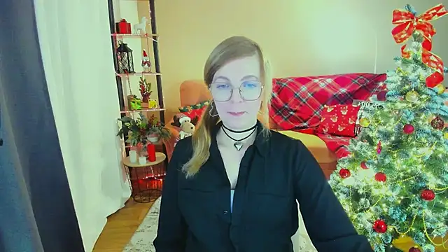 YourUniverser's cam snapshot