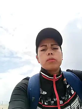 _andrea30 live sex cam