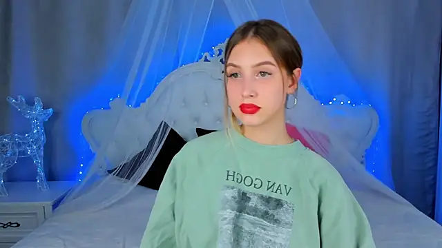 VitalinaBlue's cam snapshot