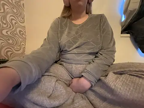 bunnyamy's cam snapshot