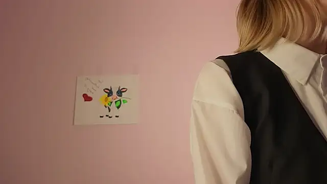 BaileyBernos's cam snapshot