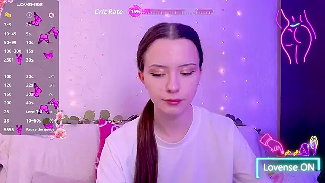 BellaVelure6767's cam snapshot