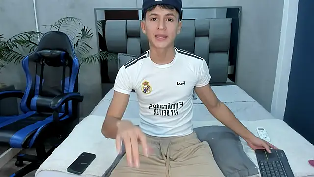 stephane_rouss's cam snapshot