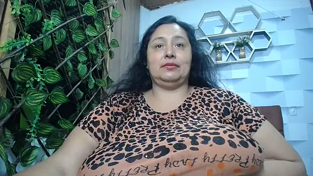 TistMature live sex cam