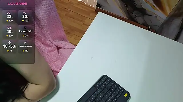 valery_cute_18's cam snapshot