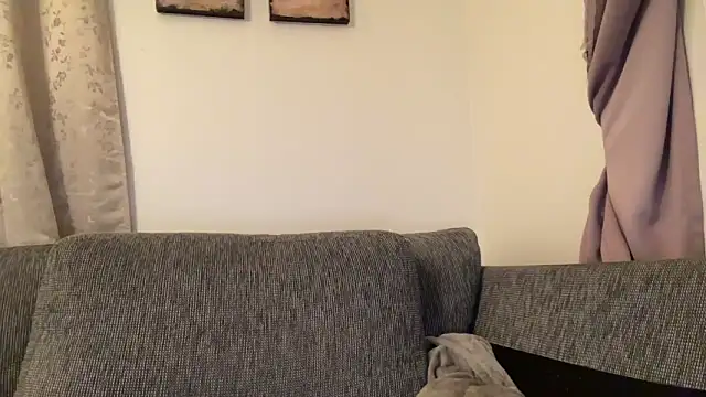 cumwithmee3 live sex cam