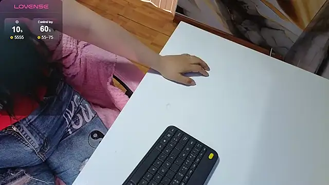 valery_cute_18's cam snapshot