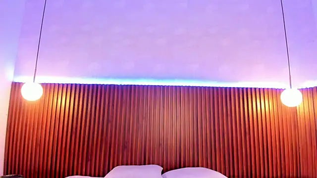 sofia_castrillon's cam snapshot