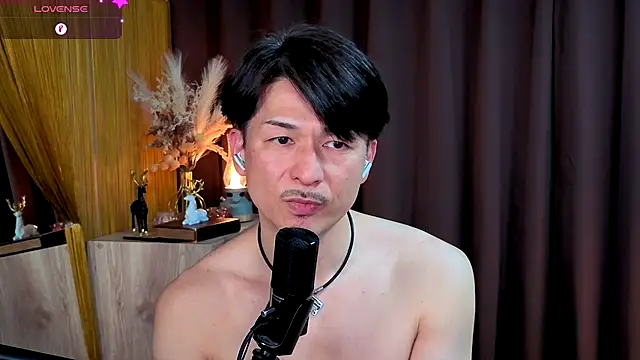 HARU_STRIKE live sex cam