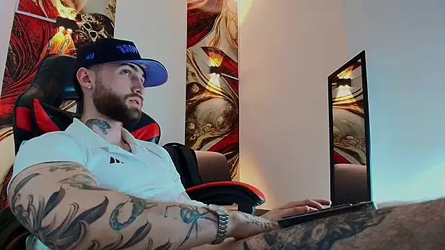 Luke_davis01 live sex cam