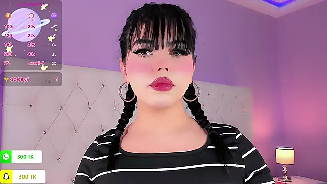 DaniielaV's cam snapshot