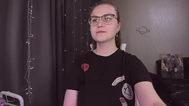 MissBrightShine's cam snapshot