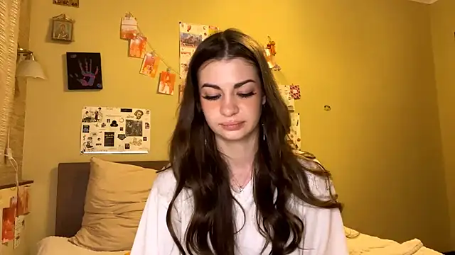 TheRealAnna's cam snapshot