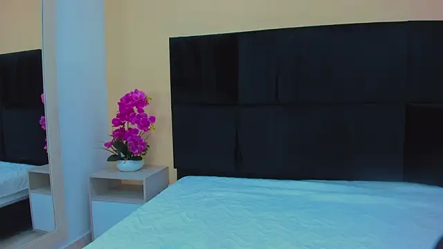 MaddyCrofft's cam snapshot