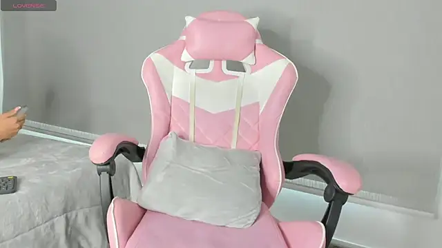 kendal_hot01 live sex cam