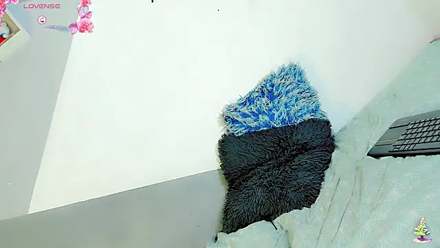 baby_rous's cam snapshot