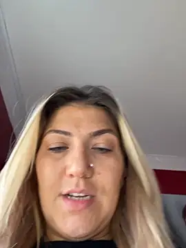 LittleMissEeve's cam snapshot