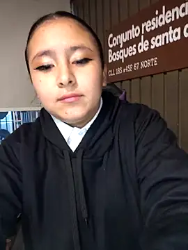 Cute_Penelope live sex cam