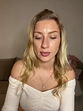 belle98's cam snapshot