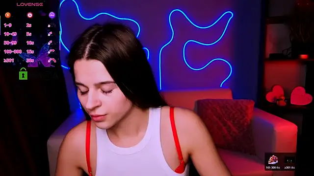 berry_alma's cam snapshot