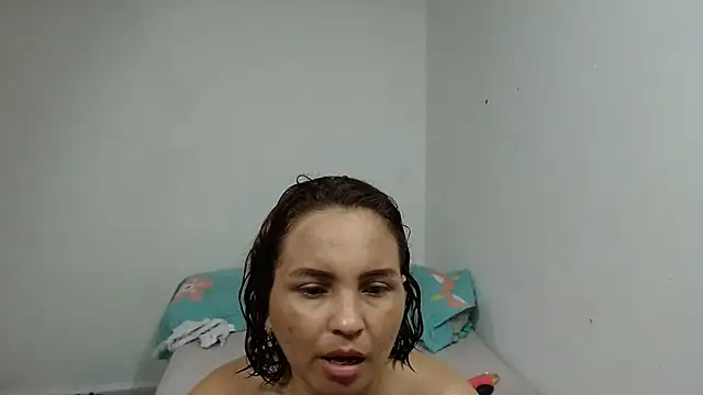 Agatha_browser's cam snapshot