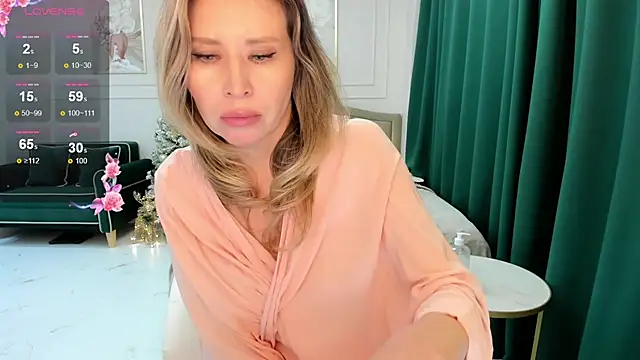 Jolie_Ozolla live sex cam