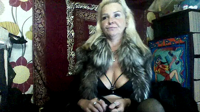 CassandraSandra44 live sex cam