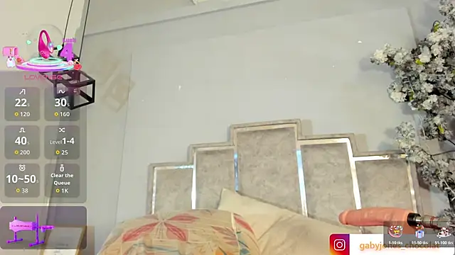 GabyyJones live sex cam