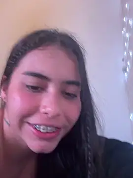 SophieRoyals's cam snapshot