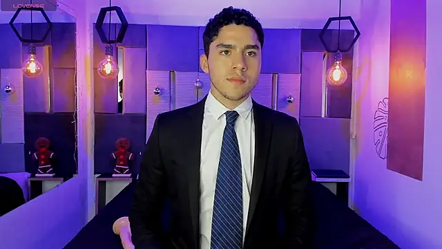 LiamNovak live sex cam