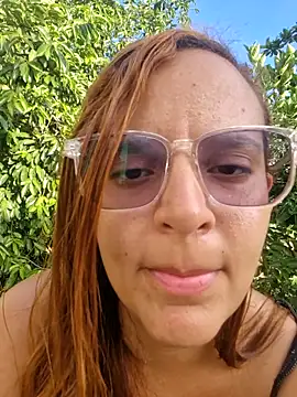 AliceRuivinha2 live sex cam