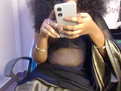 Hey___Seetha's cam snapshot