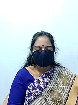 Queen-Neha's cam snapshot