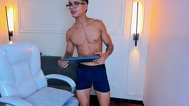 Paradise_boy_s live sex cam