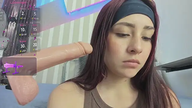 emily_layton's cam snapshot