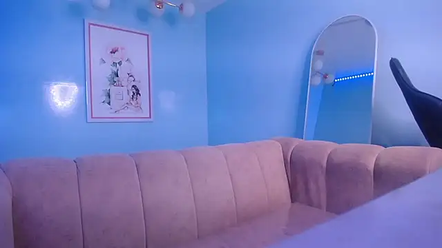 victoria_hernandez_t_'s cam snapshot