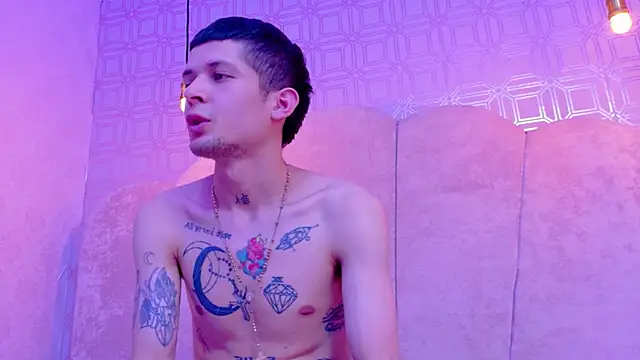 CharlotteandTaylorr's web cam