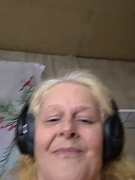 davisdesires@xh live sex cam