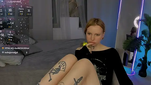 NaomiRosss's cam snapshot