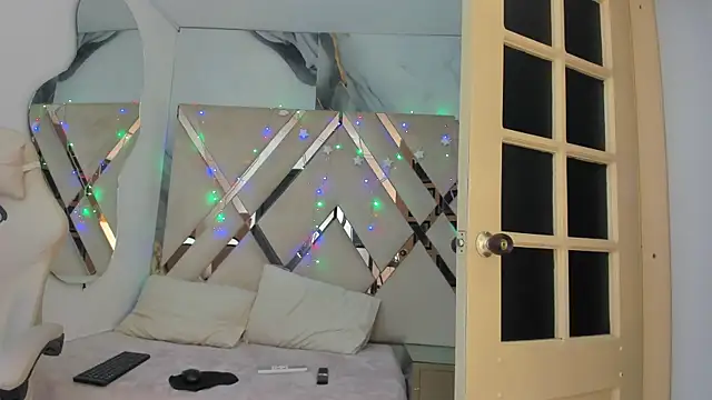 Ladymadinght live sex cam