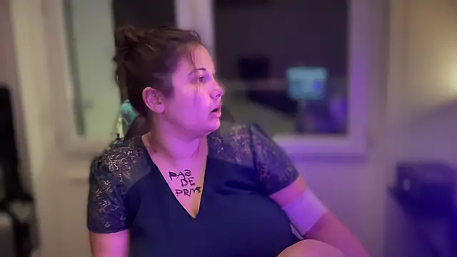 minette-sexy's cam snapshot