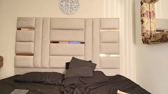 LittlePeach_'s cam snapshot