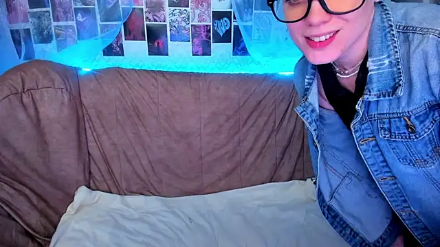 ErickaFetish live sex cam