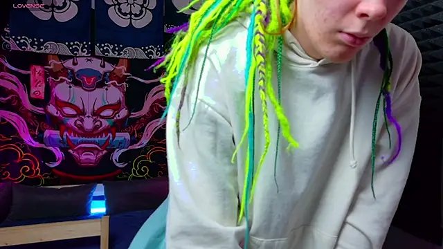 KIKI_Krash live sex cam